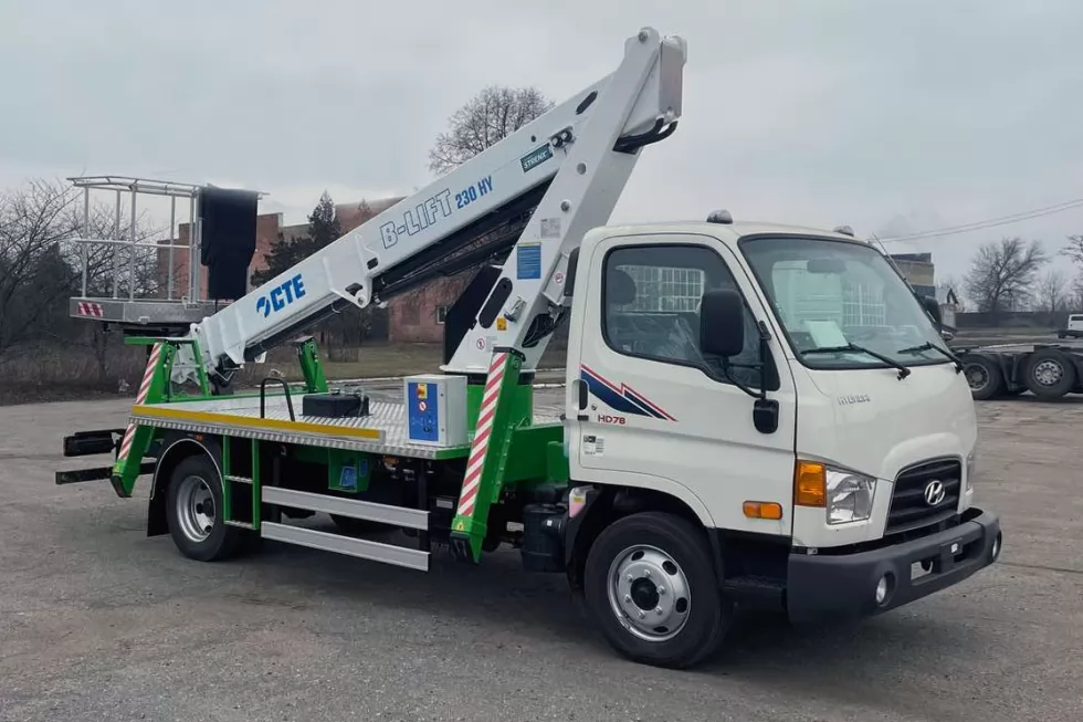 Виготовлено нову італійську автовишку на базі Hyundai HD78, фото 1