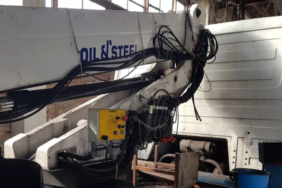 Успішно відремонтовано 18-метрову автовежу Oil & Steel, фото 5