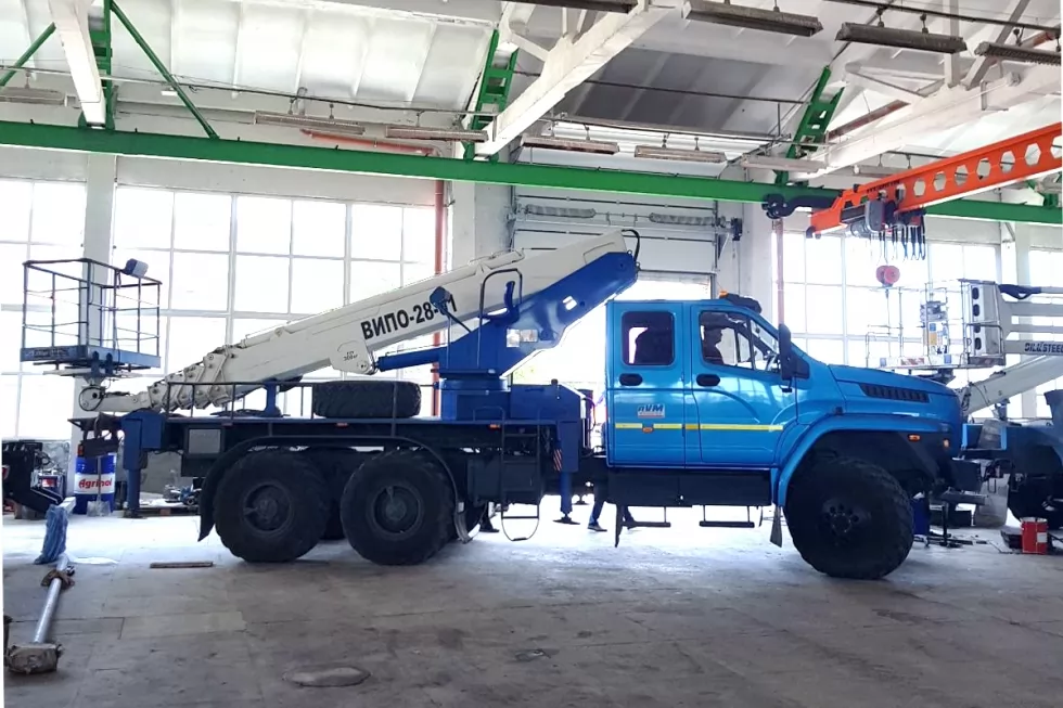 Успішно відремонтовано автовежу ВІПО-28 на базі УРАЛ, фото 5