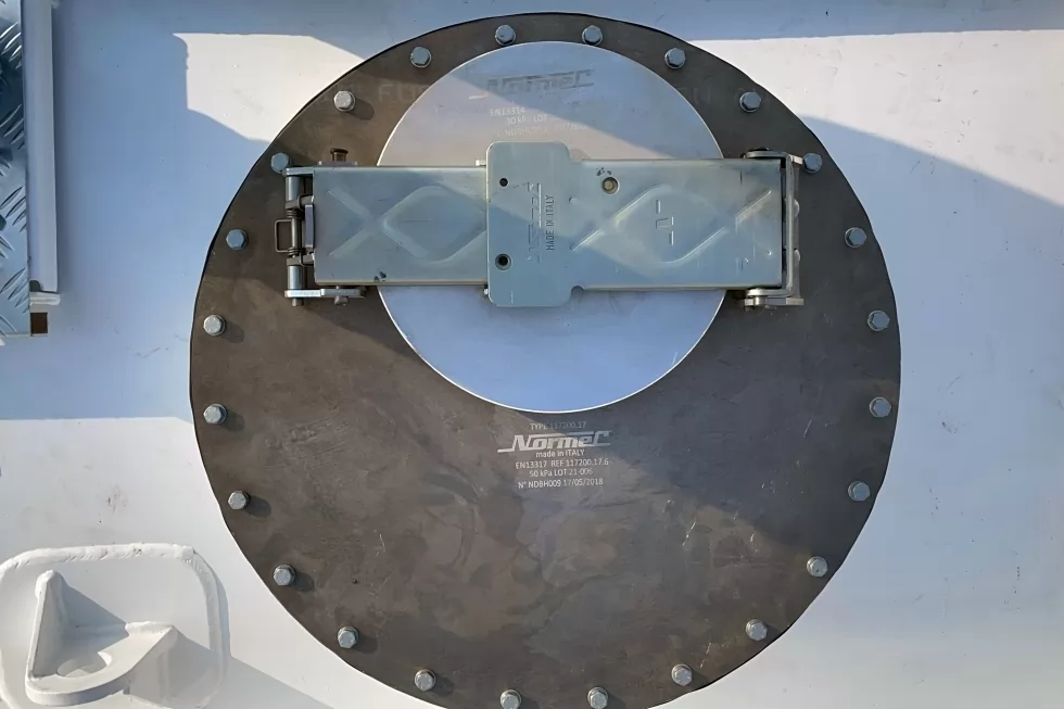 Техкомплект виготовив нову автоцистерну з об`ємом 15 м <sup loading=