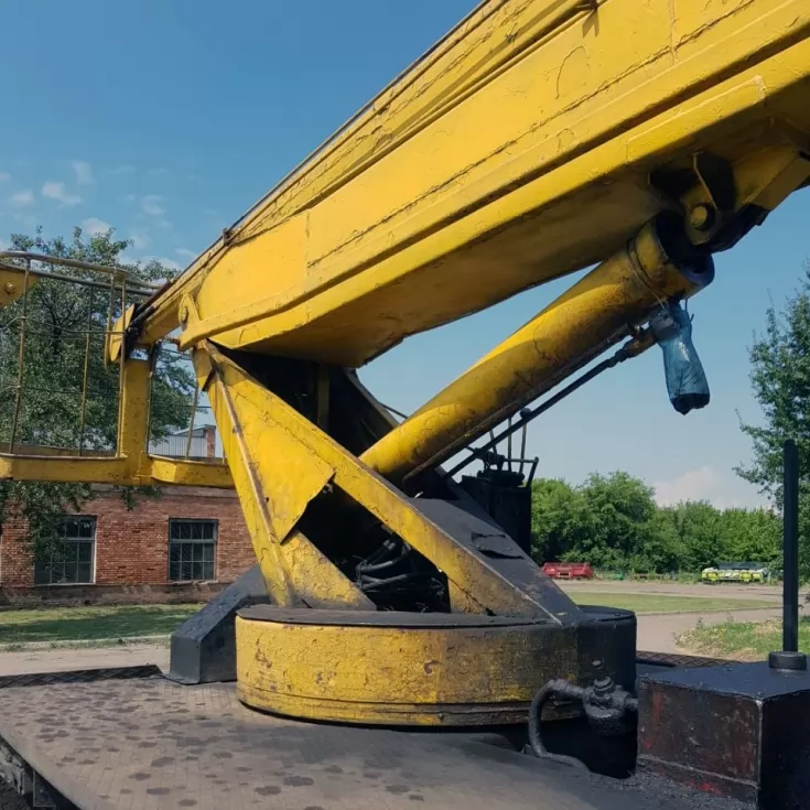 Техкомплект виконав капремонт ліктьового автогідропідйомника ВС-22-01 на базі ЗІЛ-131, фото 11