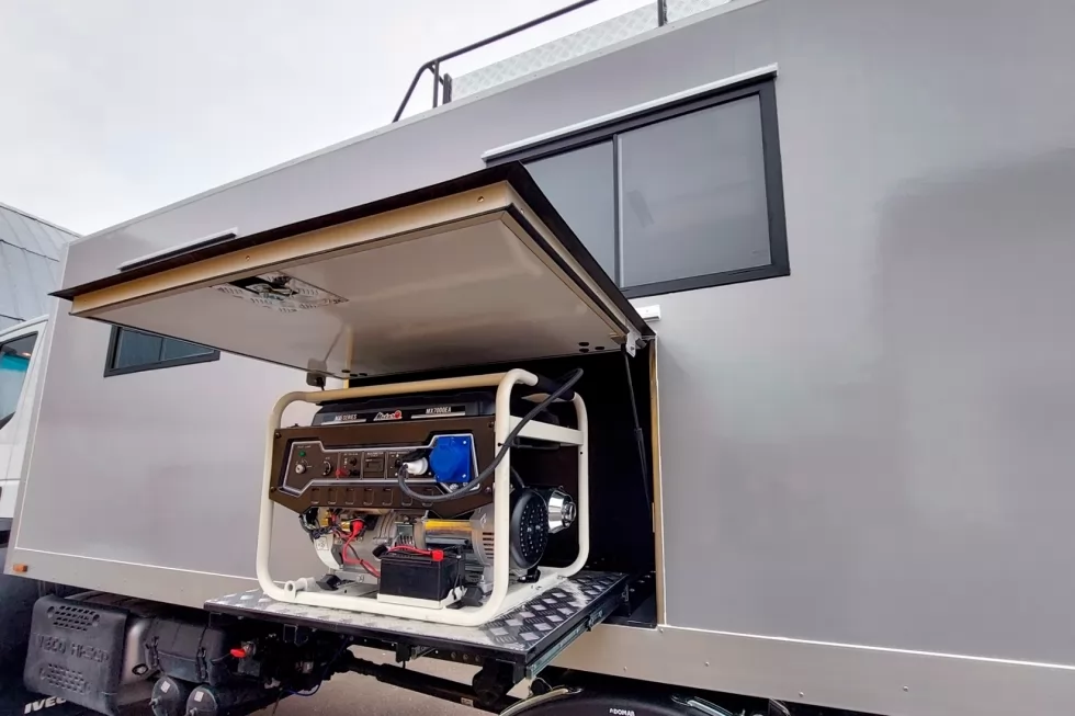 Корпорація УКРЕНЕРГО придбала партію із 3 бригадних автомобілів на базі IVECO, фото 6