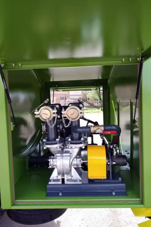 Зроблено черговий автопаливозаправник на азіатському шасі, фото 14