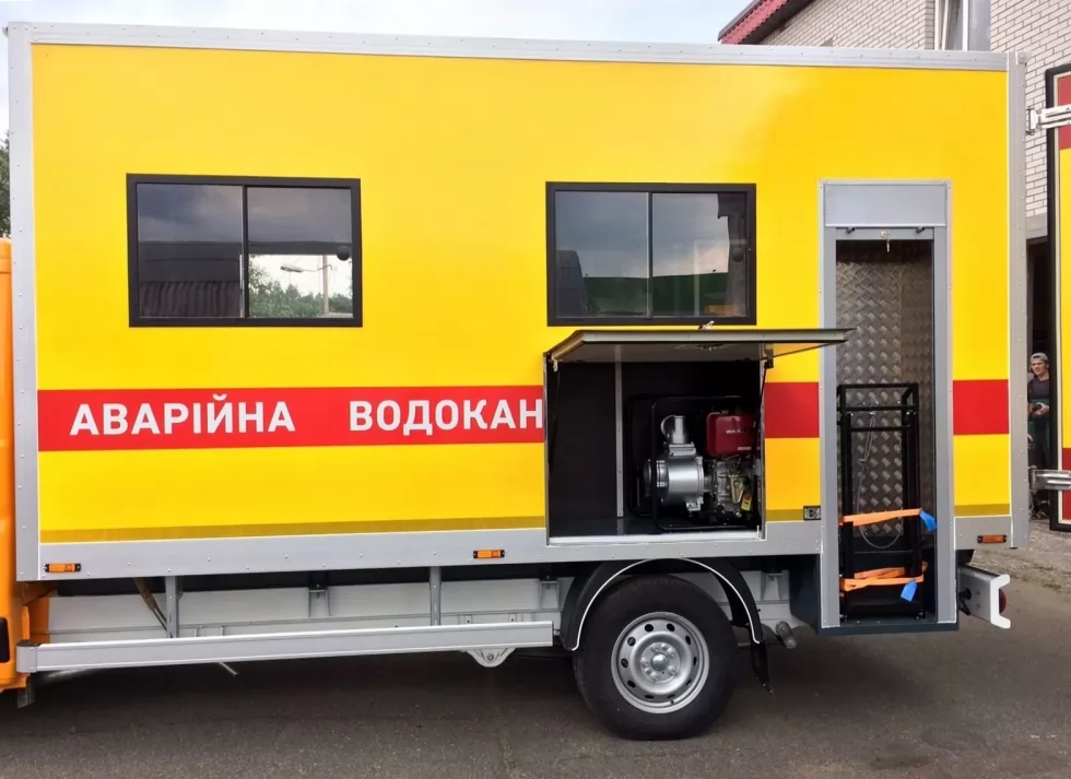 Комунальники Житомирщини придбали новий аварійно-ремонтний автомобіль, фото 3