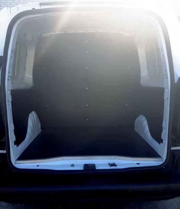 Для комунальників Волині зробили спеціалізацію автомобіля Peugeot Partner, фото 8