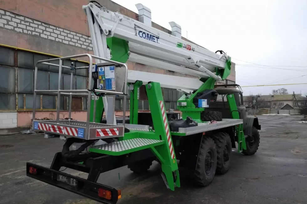 Військові машини ЗІЛ-131 оснастили автовежами 26 | 2 | 13 HQ JIB, фото 20