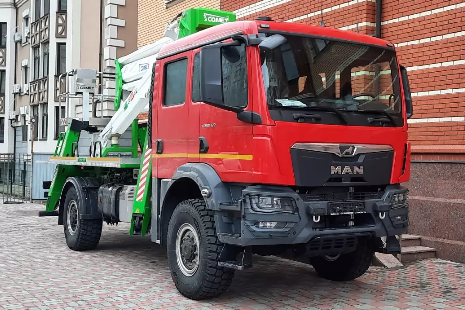 Для встановлення автовишки COMET наш завод вперше використав шасі MAN, фото 10