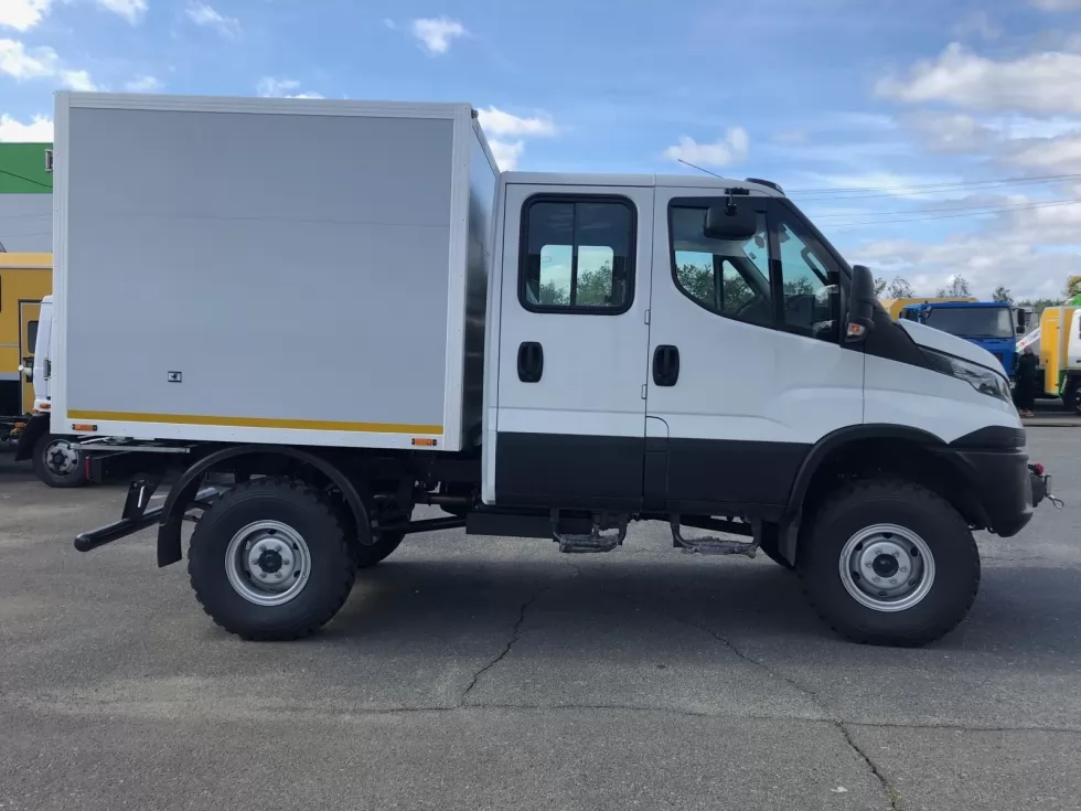 Львівські енергетики придбали нову вахтівку на базі IVECO, фото 6