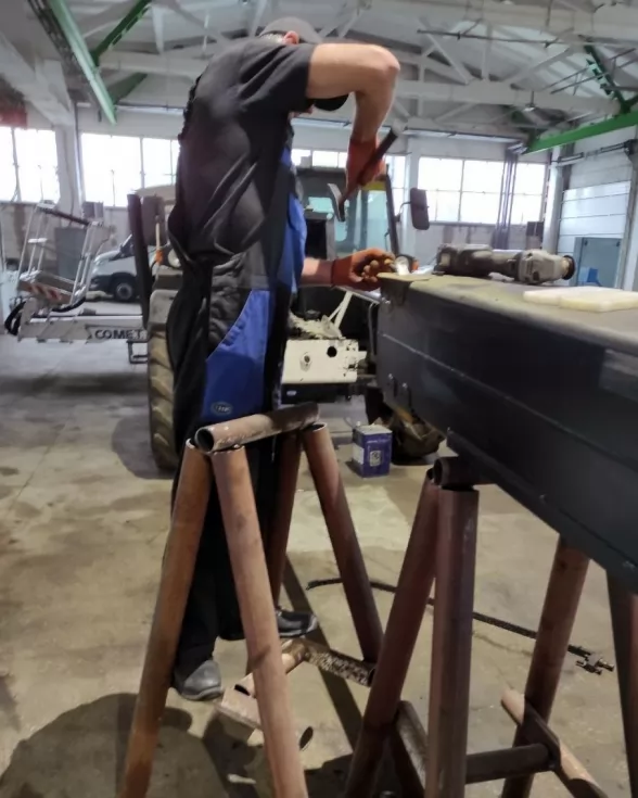 В сервісному центрі Техкомплект відремонтовано навантажувач BOBCAT T35100, фото 4