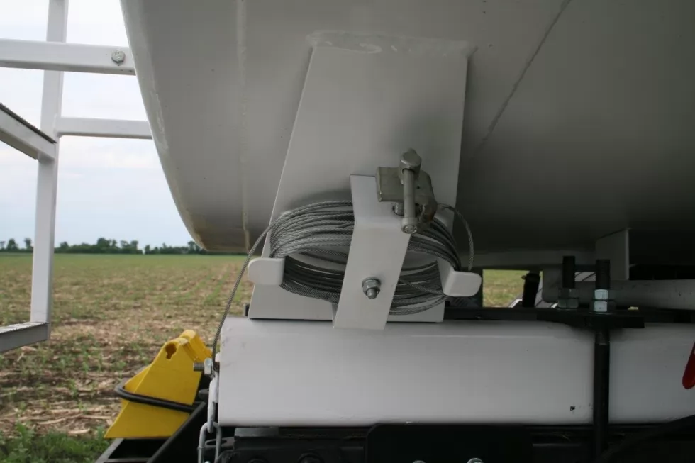 Автопаливозаправник - новий вид продукції нашого підприємства, фото 11