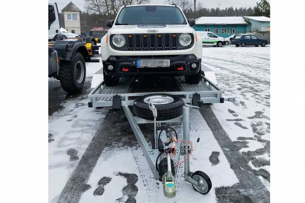 Виготовлено партію нових причепів для перевезення легкої будівельної техніки, фото 5