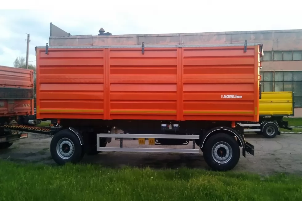 На причіп власного виробництва Техкомплект вперше встановили зерновоз AGRiLine-30, фото 1