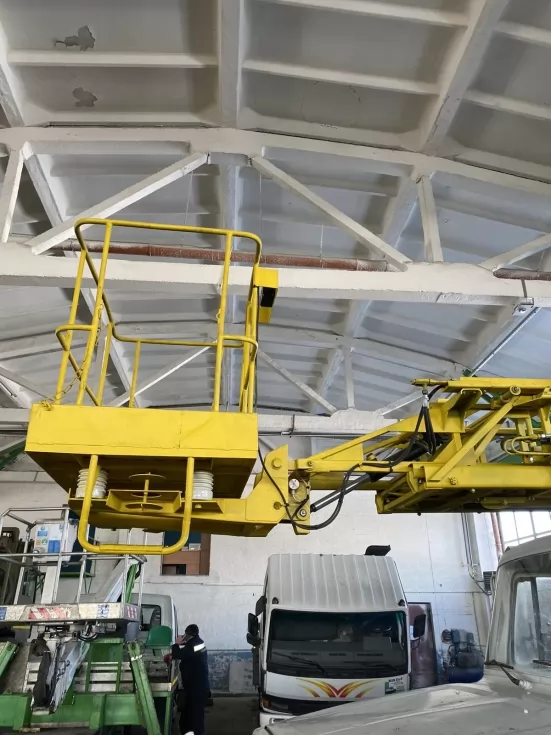 Виконано черговий капремонт старої автовишки АП-17, фото 10