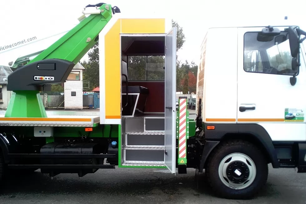 Львівобленерго отримав автовишку COMET 18 м із додатковим пасажирським відсіком, фото 9