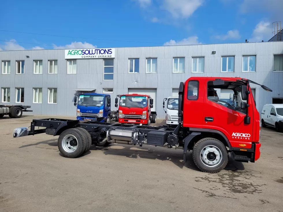 Готується до випуску новий автогідропідіймач на базі шасі JAC N120, фото 5