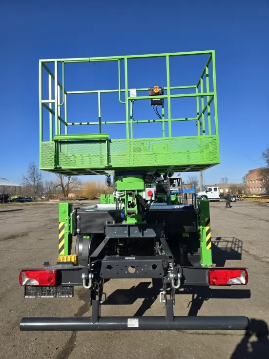 Енергетики Миколаївщини отримали потужну автовишку 35 м на повнопривідному шасі IVECO, фото 7