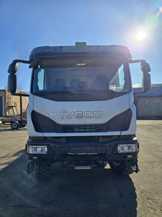 Енергетики Миколаївщини отримали потужну автовишку 35 м на повнопривідному шасі IVECO, фото 8