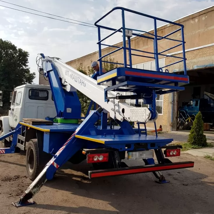 Для комунальників Пирятина зробили капремонт автогідропідйомника ВІПО-18 на ГАЗ-3309, фото 4