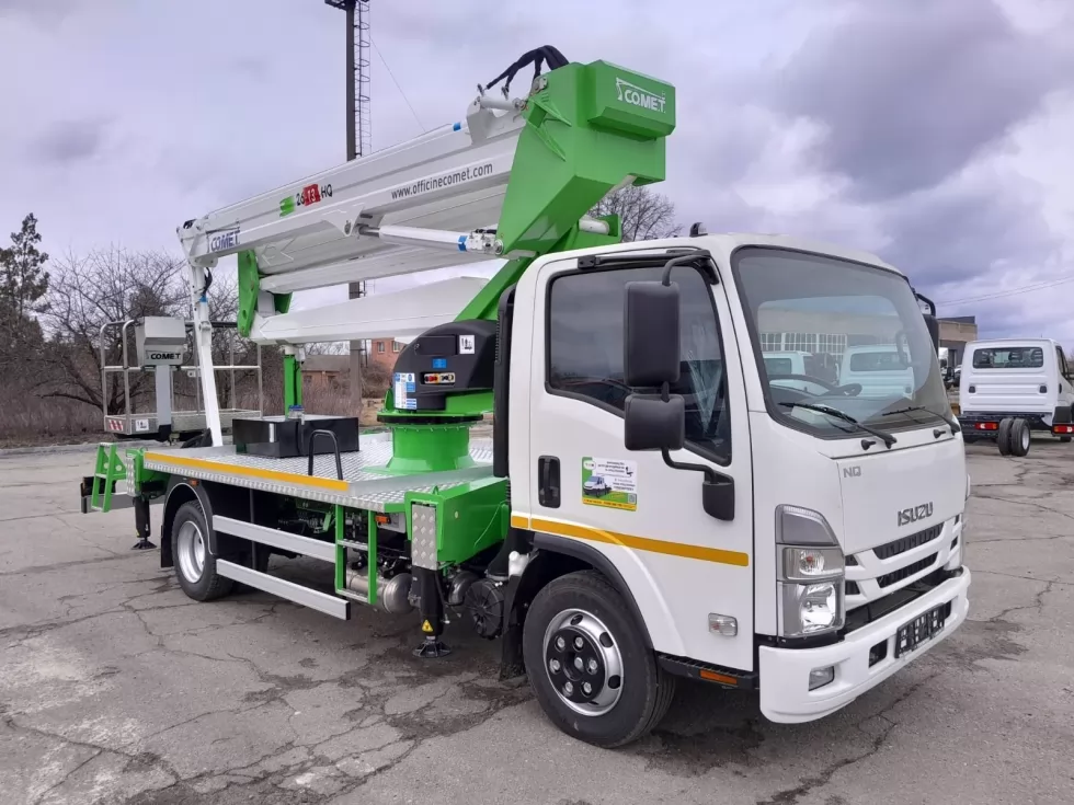 Виготовили автовишку з гуськом на базі ISUZU NQR 90, фото 10