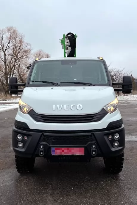 Для чернігівських енергетиків на базі IVECO Daily 55S18H 4х4 зібрано 2 автовишки Comet 19 | 2 | 14 HQ, фото 1