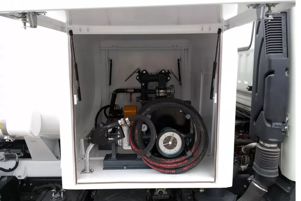 І знову автопаливозаправник FOTON для Ерідон Тех, фото 8