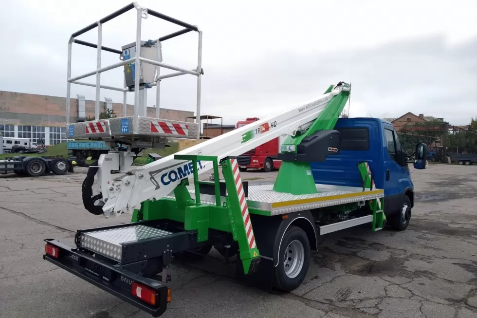 Виготовлено дві 18-метрові автовишки Comet на базі IVECO Daily, фото 10