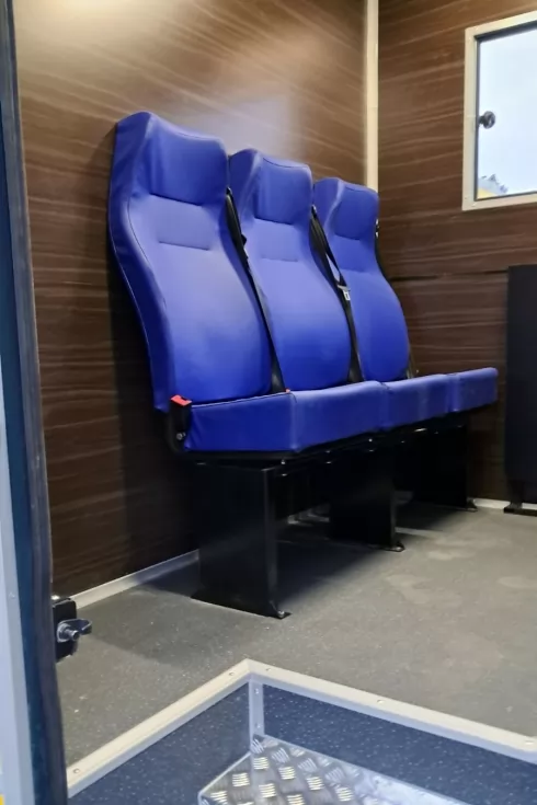 Для відновлення Донеччини зроблено 2 нових аварійно-ремонтних автомобіля, фото 11