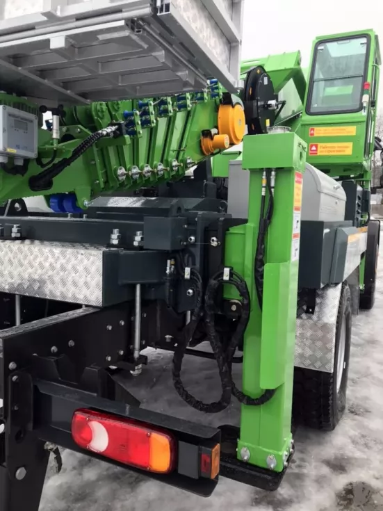 Південнокорейські автовишки Hansin із робочою висотою 35 м вирушили до свого покупця у Рівному, фото 7