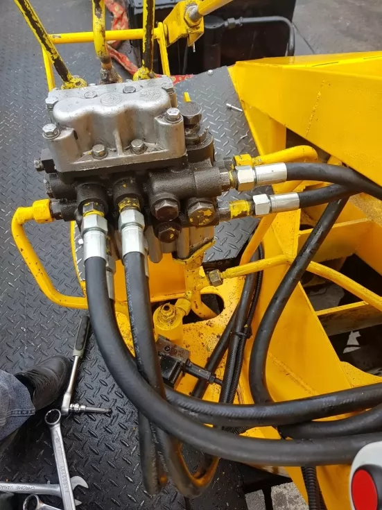 Сервісний центр Техкомплект завершив черговий капремонт автовишки ВС-22, фото 29