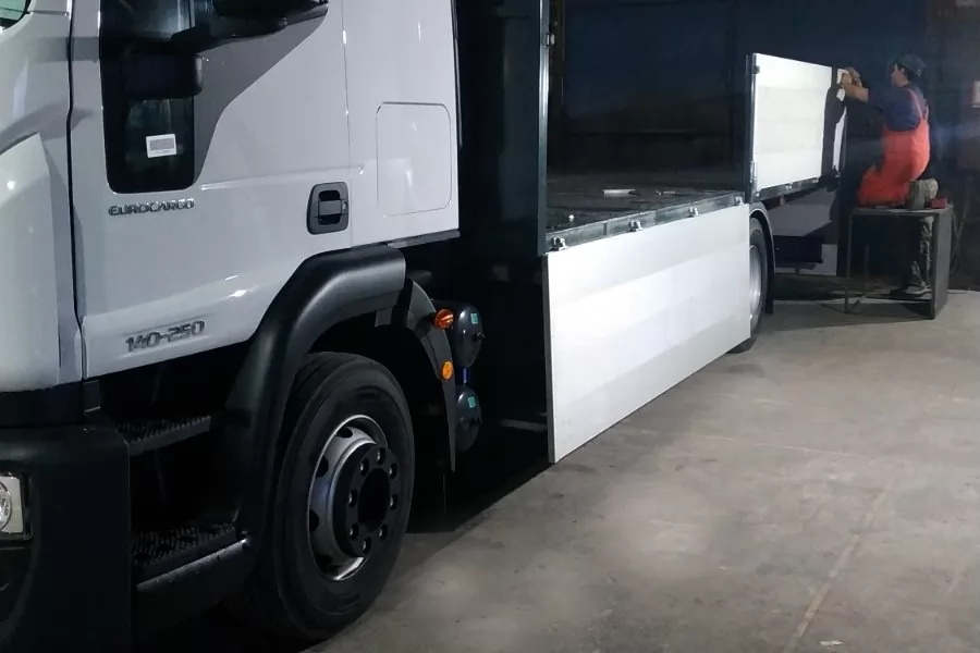 Для компанії Соллі-Плюс відвантажено партію бортових автомобілів IVECO Eurocargo ML 140E25, фото 27