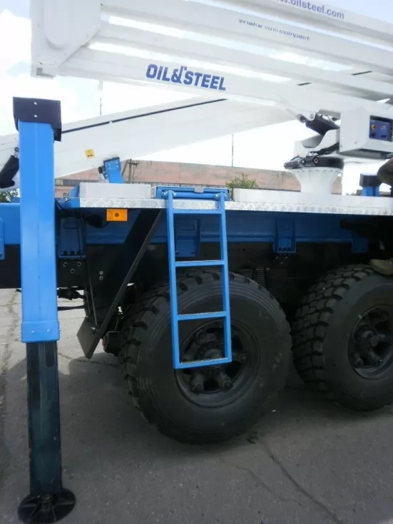 Нова модель автогідропідйомника 28 метрів на шасі КрАЗ 63221 6х6, фото 2