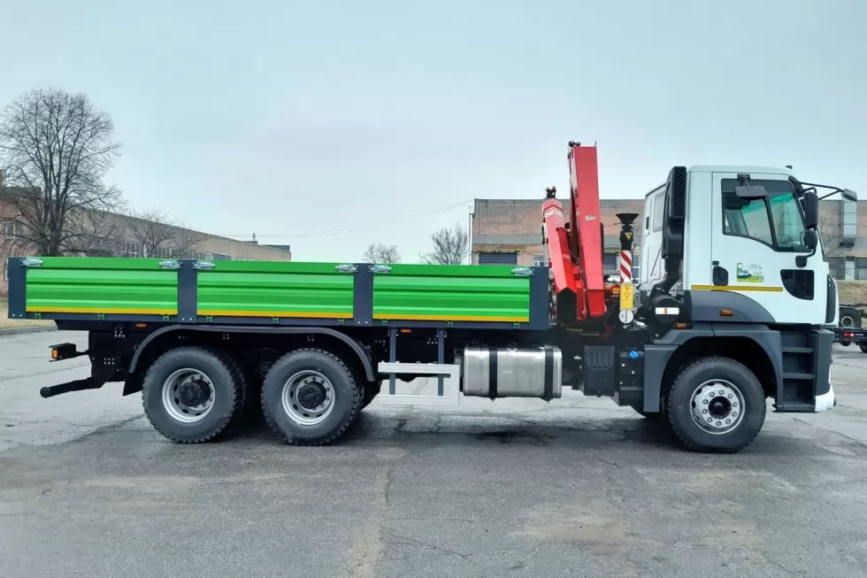 Для аварійно-рятувальних служб Донеччини виготовлено новий бортовий автомобіль з краном-маніпулятором, фото 8