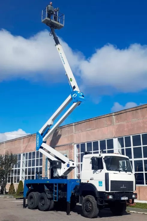 Виконано капітальний ремонт 28-метрової автовишки Socage, фото 7