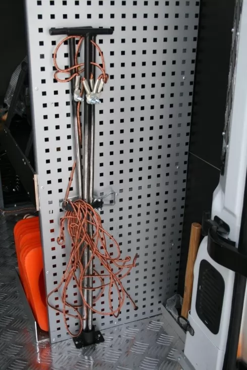 Виготовлено та відвантажено спеціалізовані ремонтні майстерні на базі Renault Master, фото 6