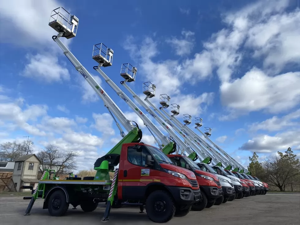 Харківські енергетики отримали чергову партію автовишок на повнопривідних шасі, фото 12