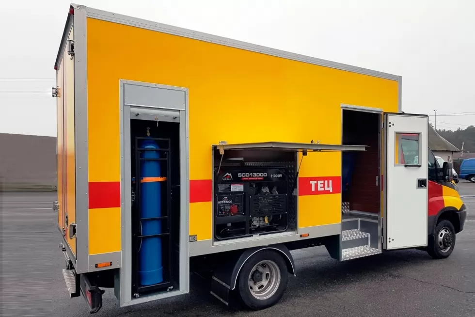 Західна Україна отримала автомобіль для відновлювальних робіт, фото 4