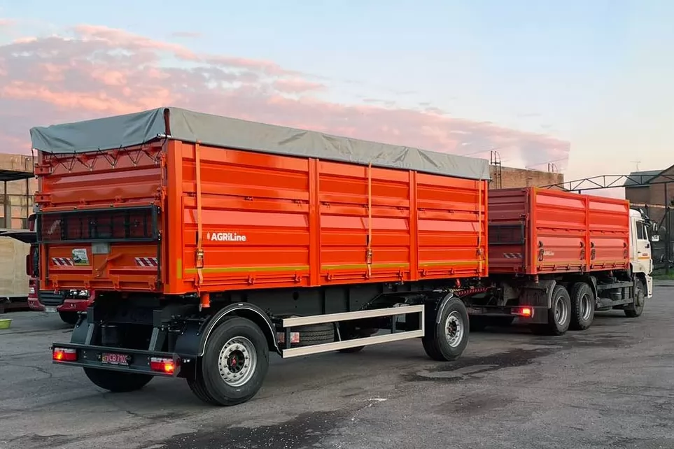 На причіп власного виробництва Техкомплект вперше встановили зерновоз AGRiLine-30, фото 9
