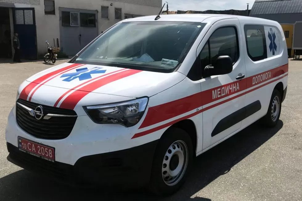 Малий санітарний автомобіль на базі Opel Combo вирушив до Західної України, фото 4