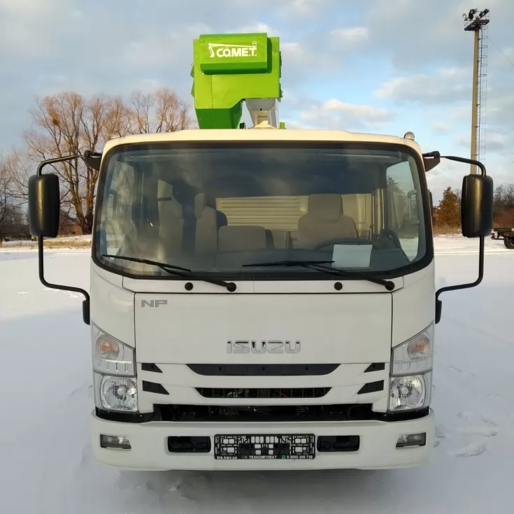 ISUZU NPR 75L - нове базове вантажне шасі для монтажу автогідропідйомників Comet, фото 2