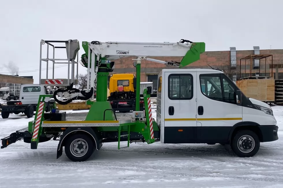 На Черкащині працюватиме нова 14-метрова автовишка Comet, фото 7