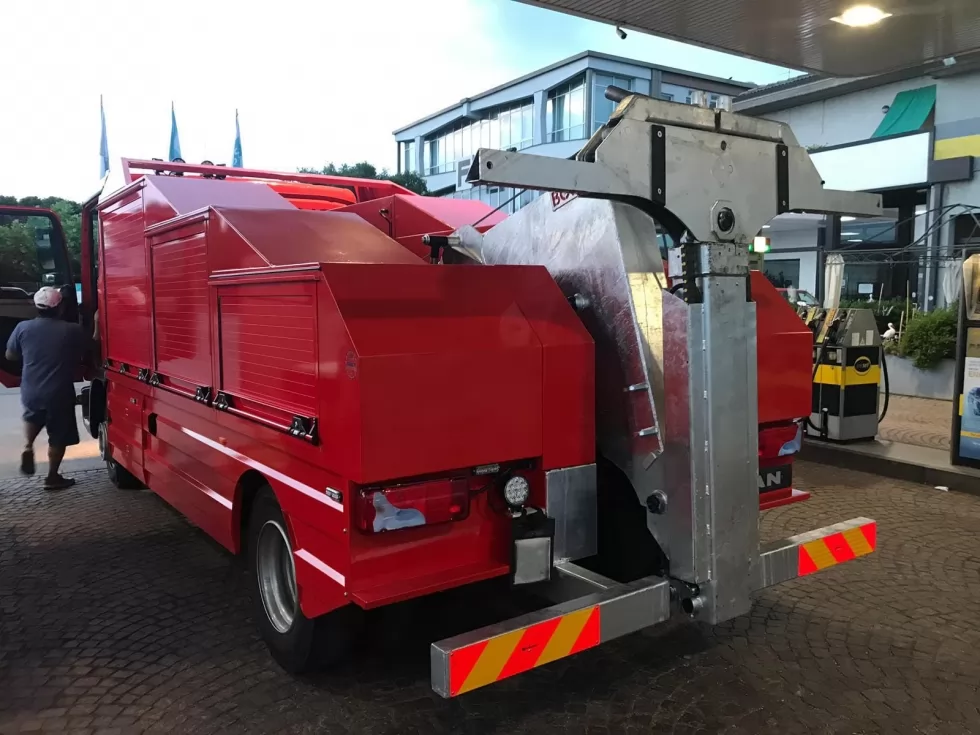 В Україні продаватимуться італійські евакуатори BOTTI, фото 7