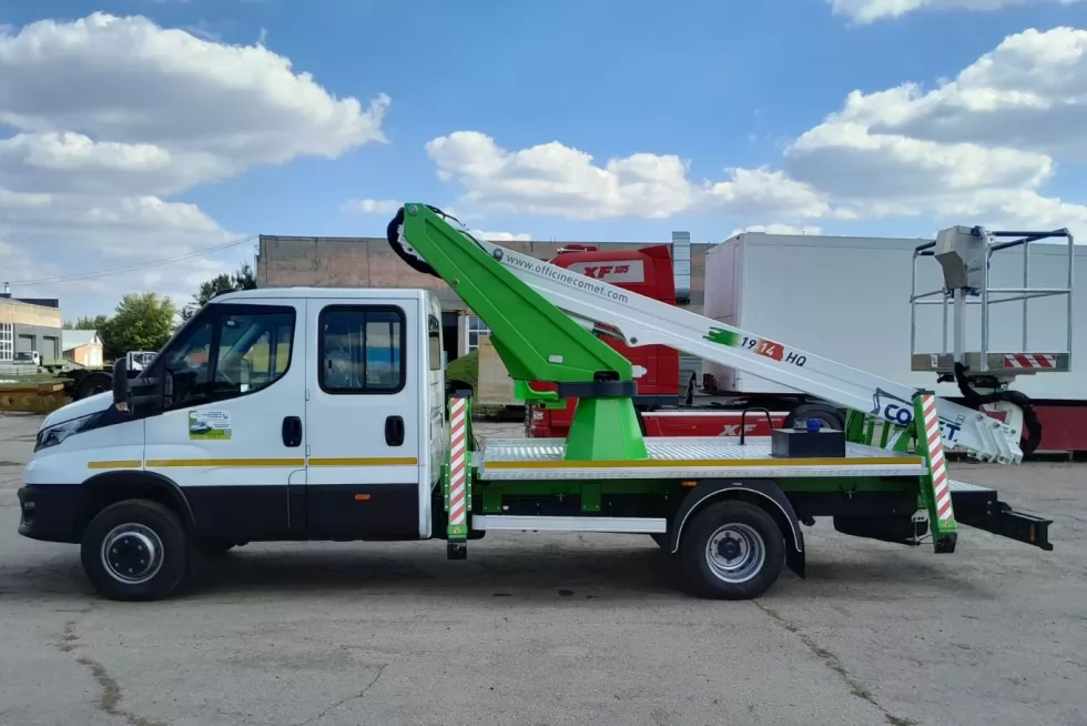 Найпопулярніша автовишка на базі IVECO Daily із 7-місною кабіною поїде працювати до клієнта нашого дилера, фото 1