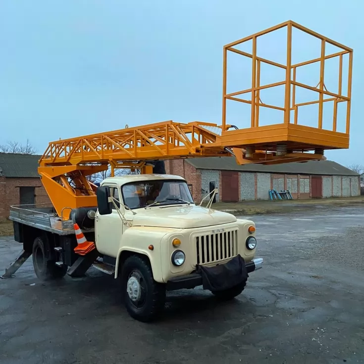 У сервісному центрі Техкомплект відремонтували 17-метрову автовежу, фото 4