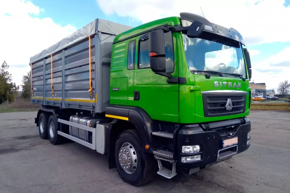 Закінчено роботу над новим зерновозом на базі шасі SITRAK C7H , фото 2