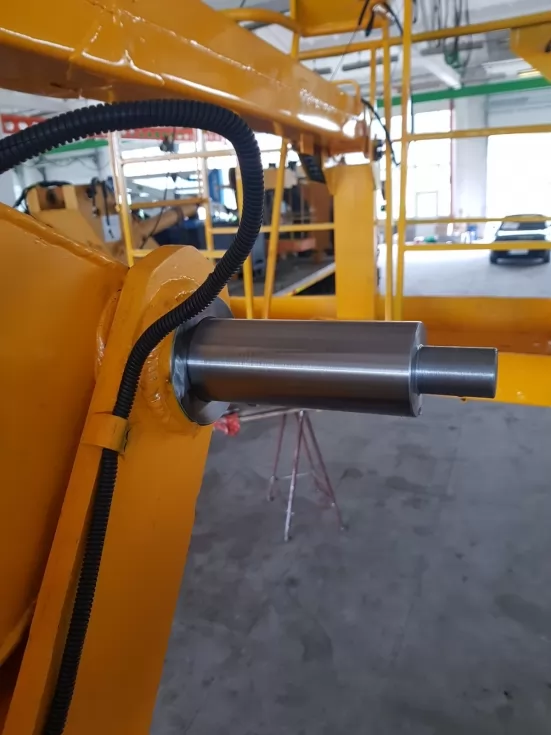 Сервісний центр Техкомплект завершив черговий капремонт автовишки ВС-22, фото 2