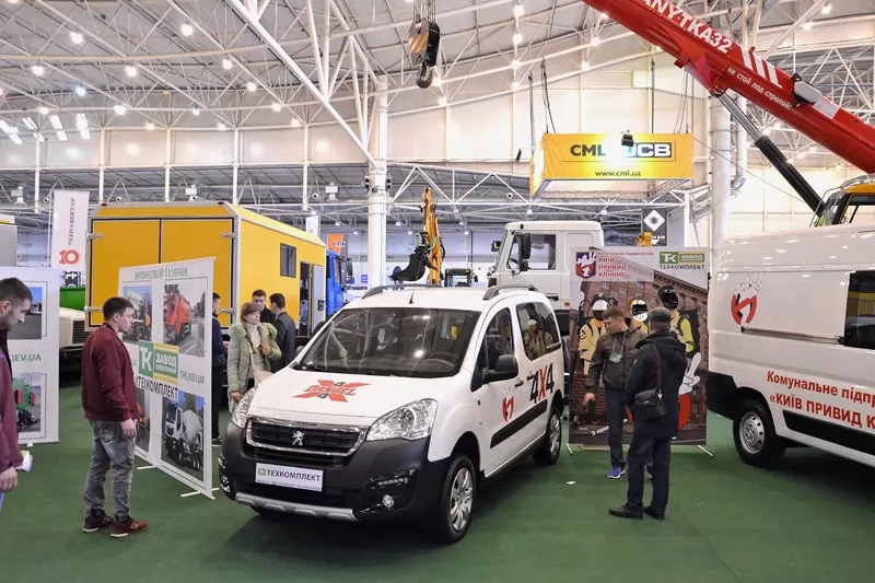 ТЕХКОМПЛЕКТ на Комунтех-2018: сенсаційна прем'єра автокрана та багато іншого, фото 16