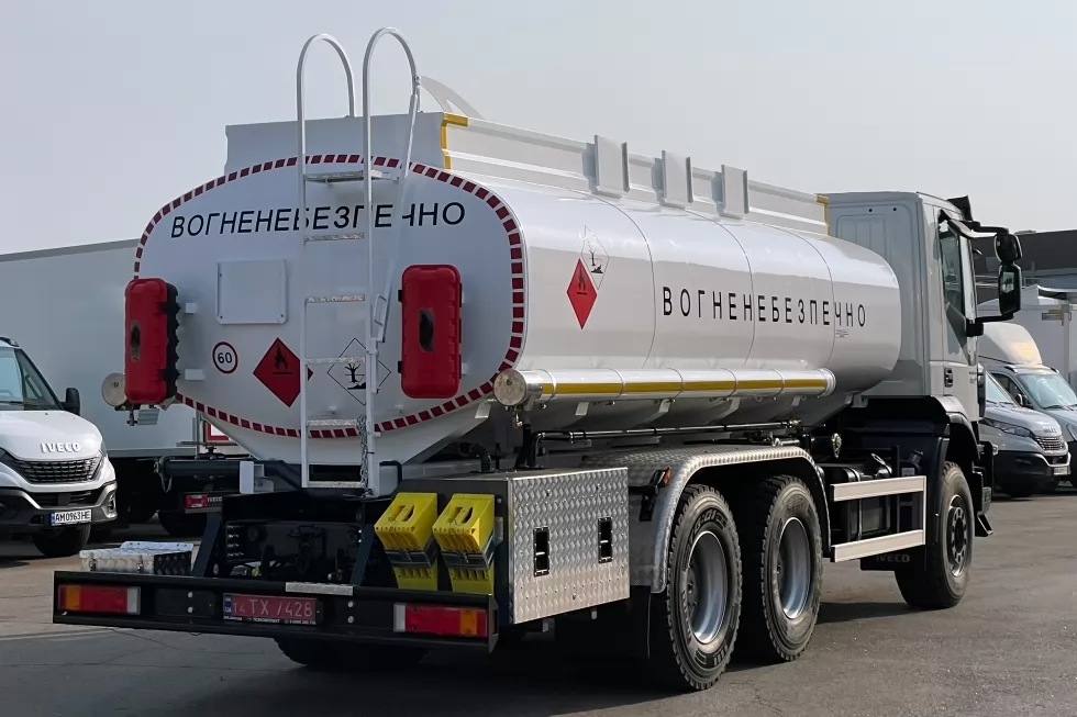 Техкомплект виготовив нову автоцистерну з об`ємом 15 м <sup loading=