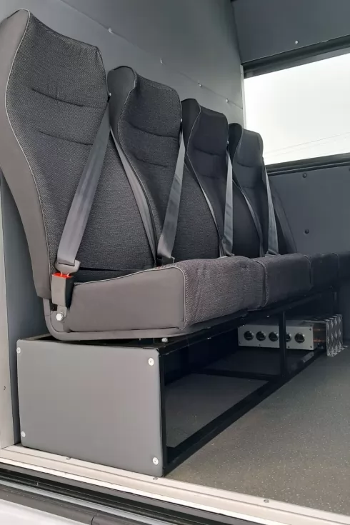 Виконано галузеву спеціалізацію вантажопасажирського автомобіля RENAULT MASTER, фото 6