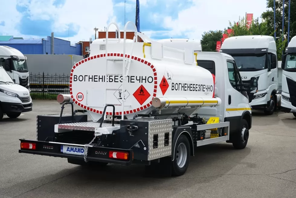 Готуються до відвантаження два автопаливозаправники APZ-4.0 на IVECO Daily 70c16, фото 12