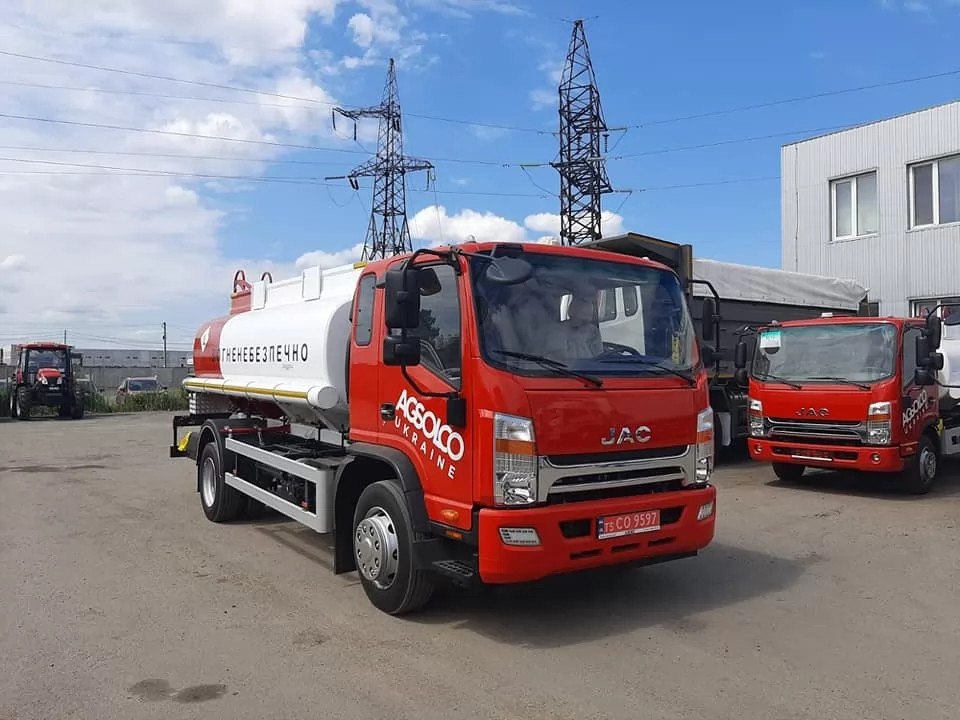 Паливозаправник JAC N120 з цистерною 8 м<sup loading=